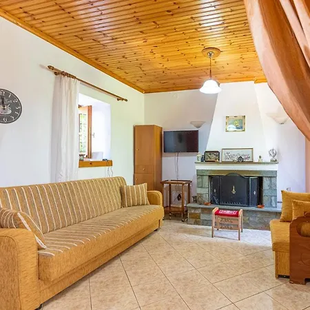 Filitsa House - Fotopoulos بيت للعطل