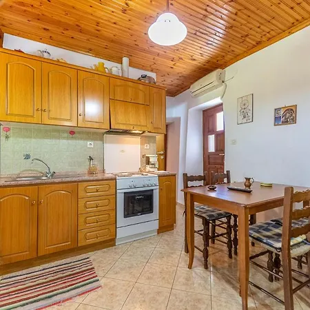 Filitsa House - Fotopoulos Case de vacanță Mourésion